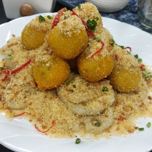 酥炸鯪魚球